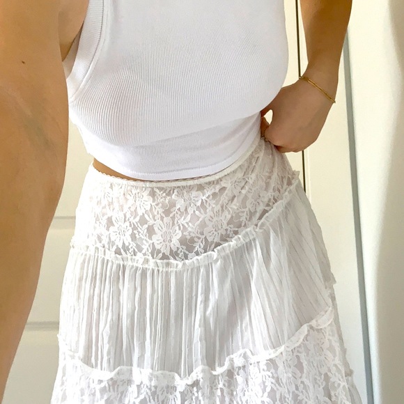 VINTAGE WHITE LACE MIDI SKIRT - Picture 5 of 7